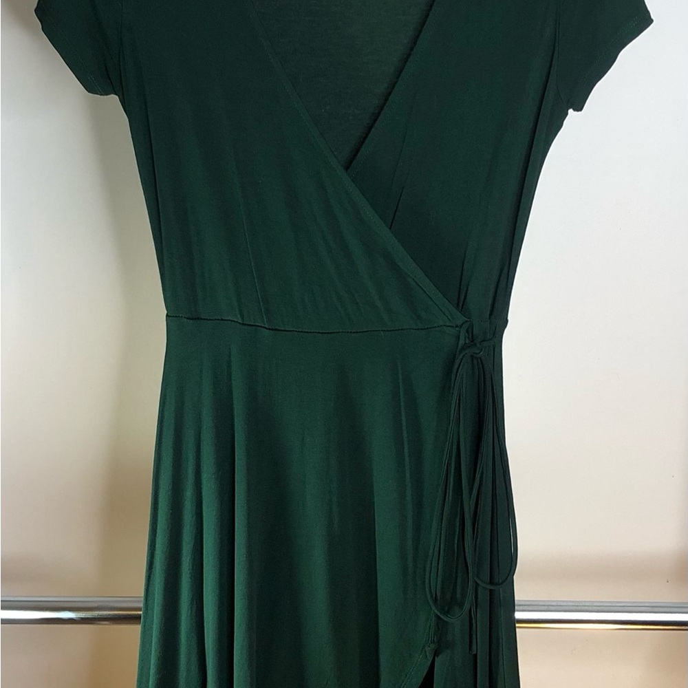 Forever 21 Dark Green Wrap-Style Large Mini Dress - Picture 10 of 11